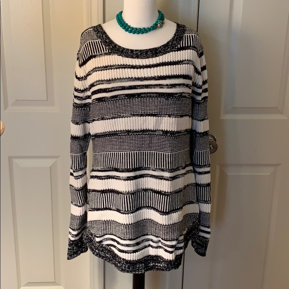 Market and Spruce Stripe Tunic Sweater